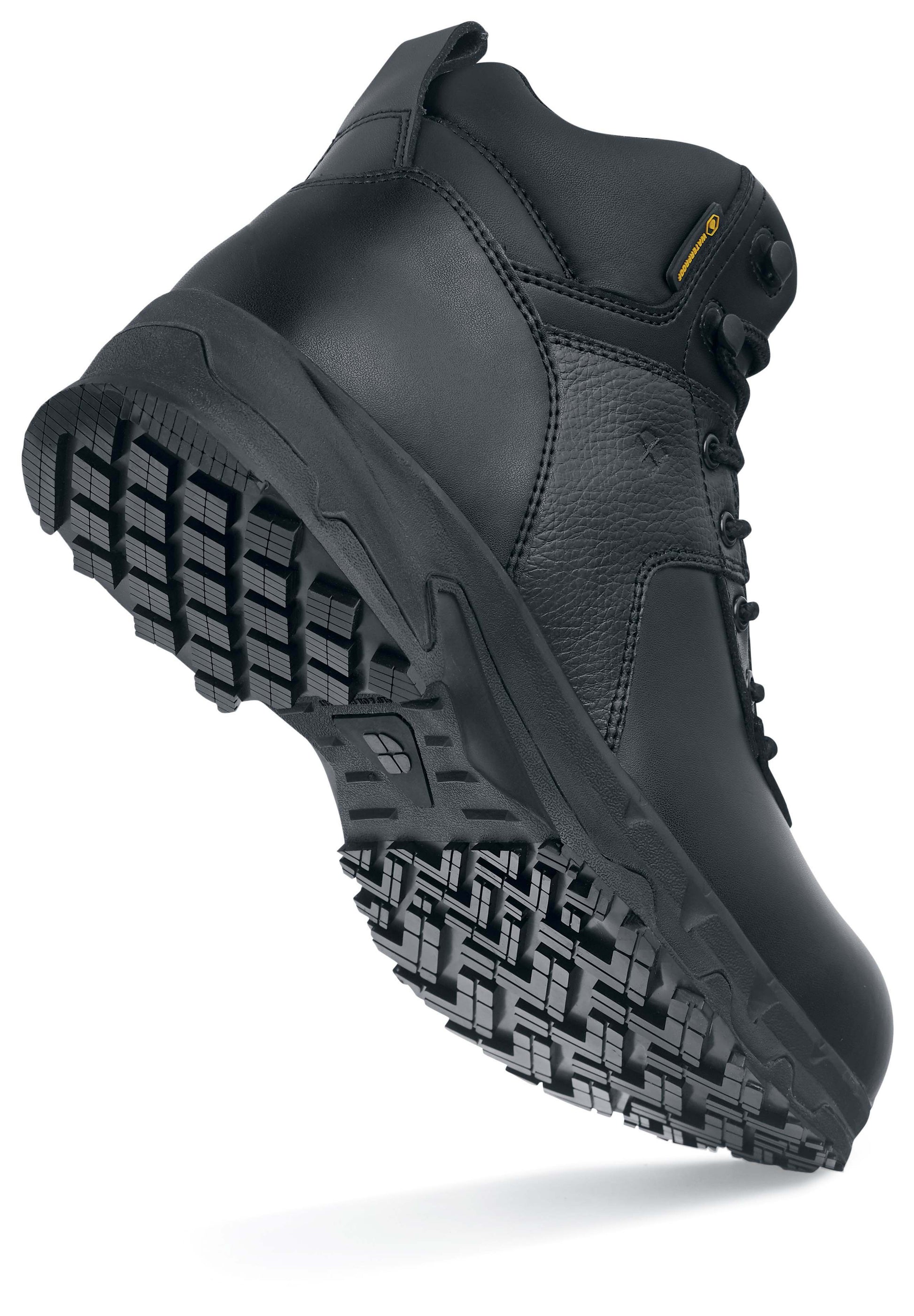 The Engineer IV CT from Shoes For Crews is an slip-resistant safety shoe designed to provide unbeatable comfort and protection throughout the working day,  seen from the perpendicular.