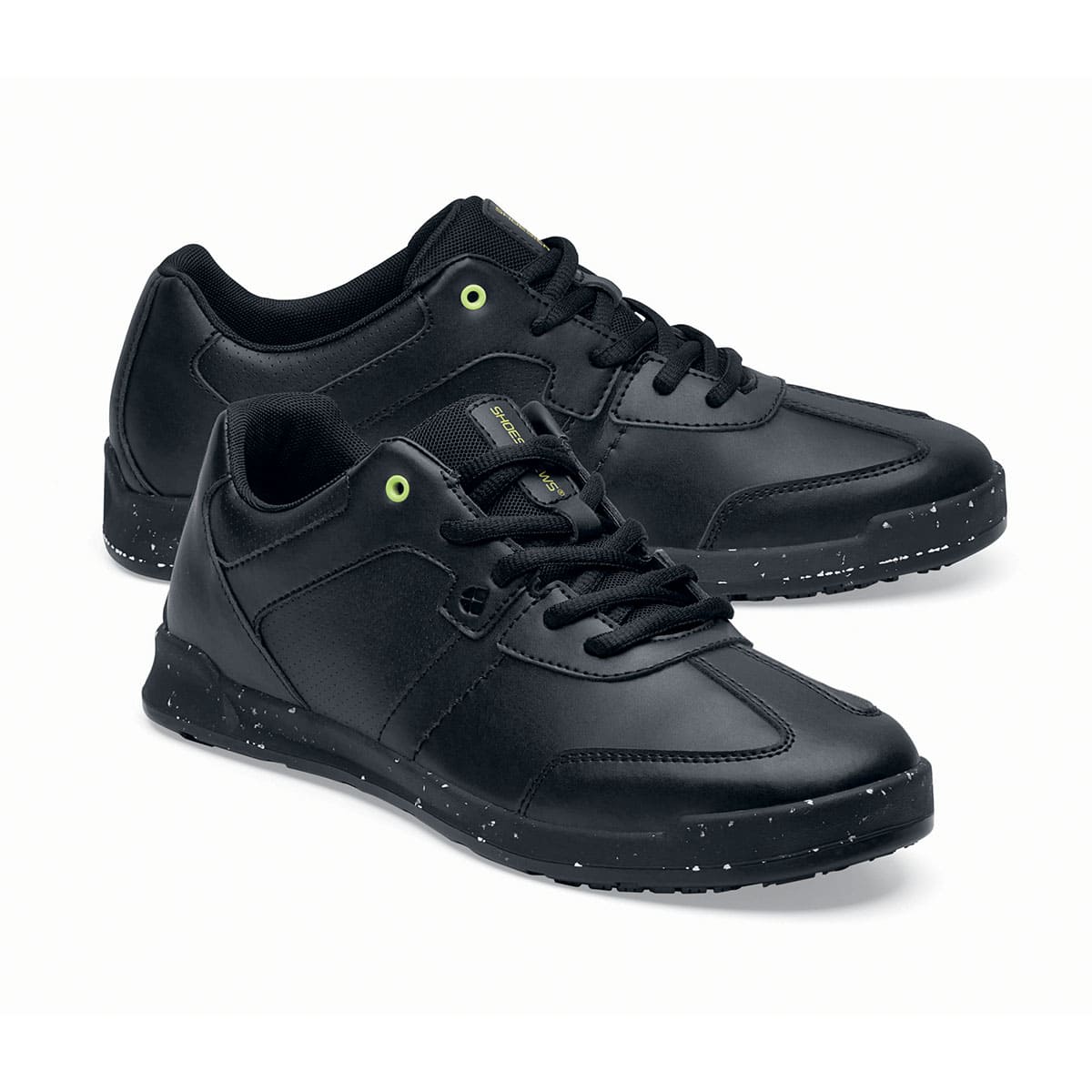 The Freestyle II Eco from Shoes For Crews are slip-resistant, lightweight shoes made from sustainable materials, pair seen from the right side, emphasised on the tip of the right shoe.