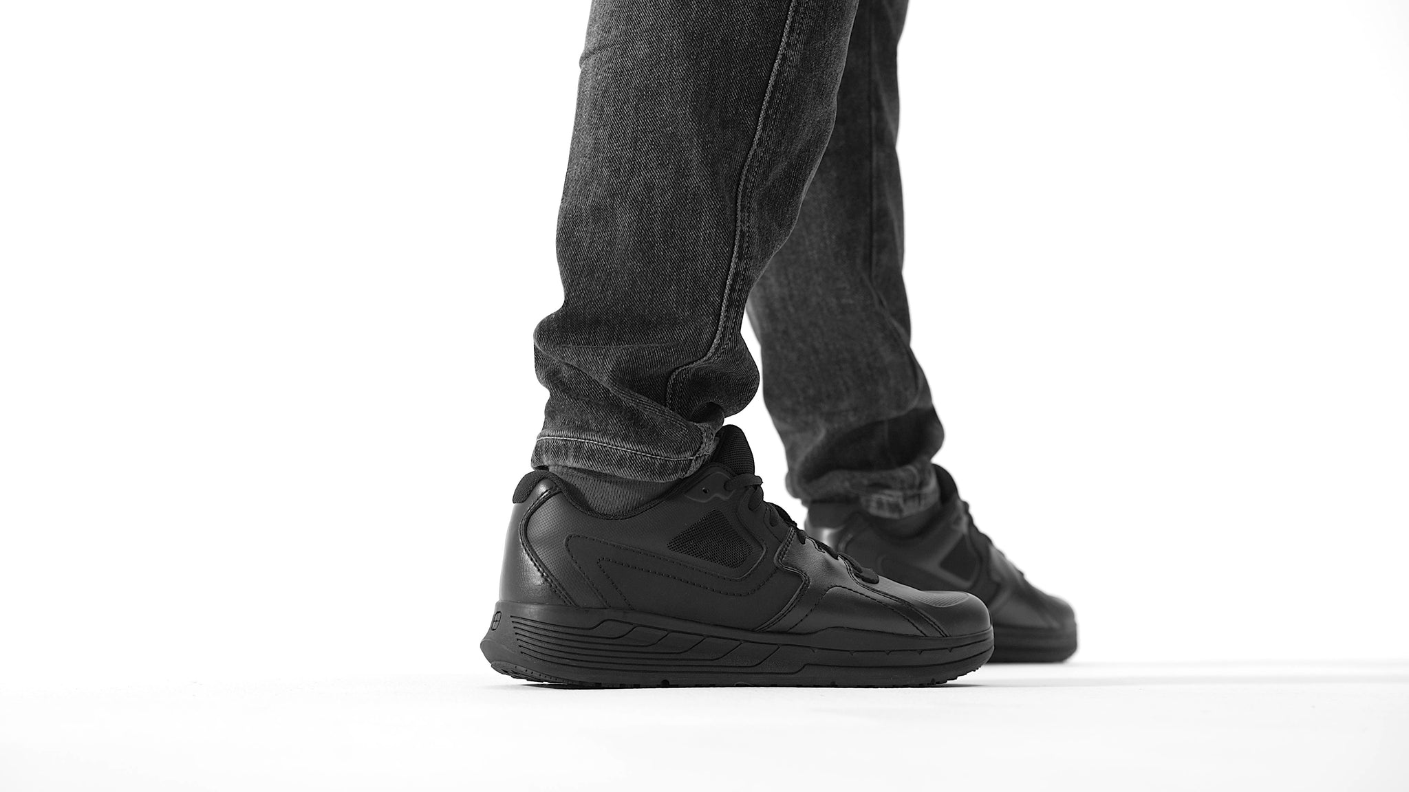 Shoes For Crews defence high legerkisten zijrits zwart Shoes For Crews defence high legerkisten zijrits zwart
