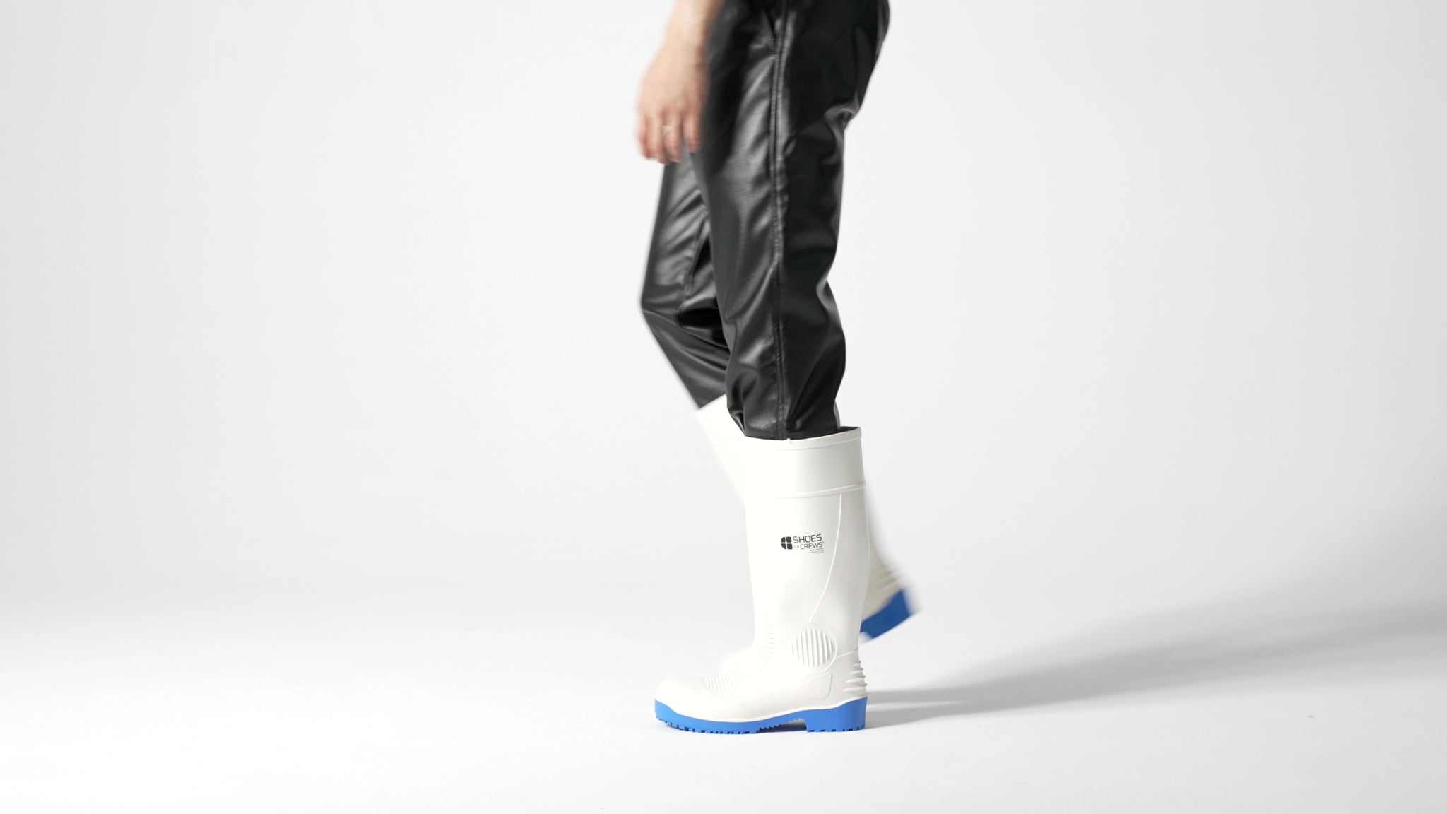 Slip resistant white wellington boot with steel toe cap (200 Joules) and water resistant upper, product video.